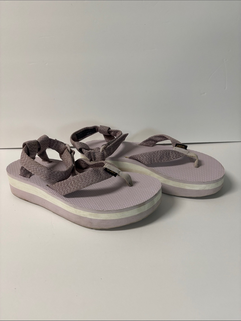 Teva Platform Strappy Sandals – Pale Orchid Purple & White – Good Used Condition - Picture 11 of 12